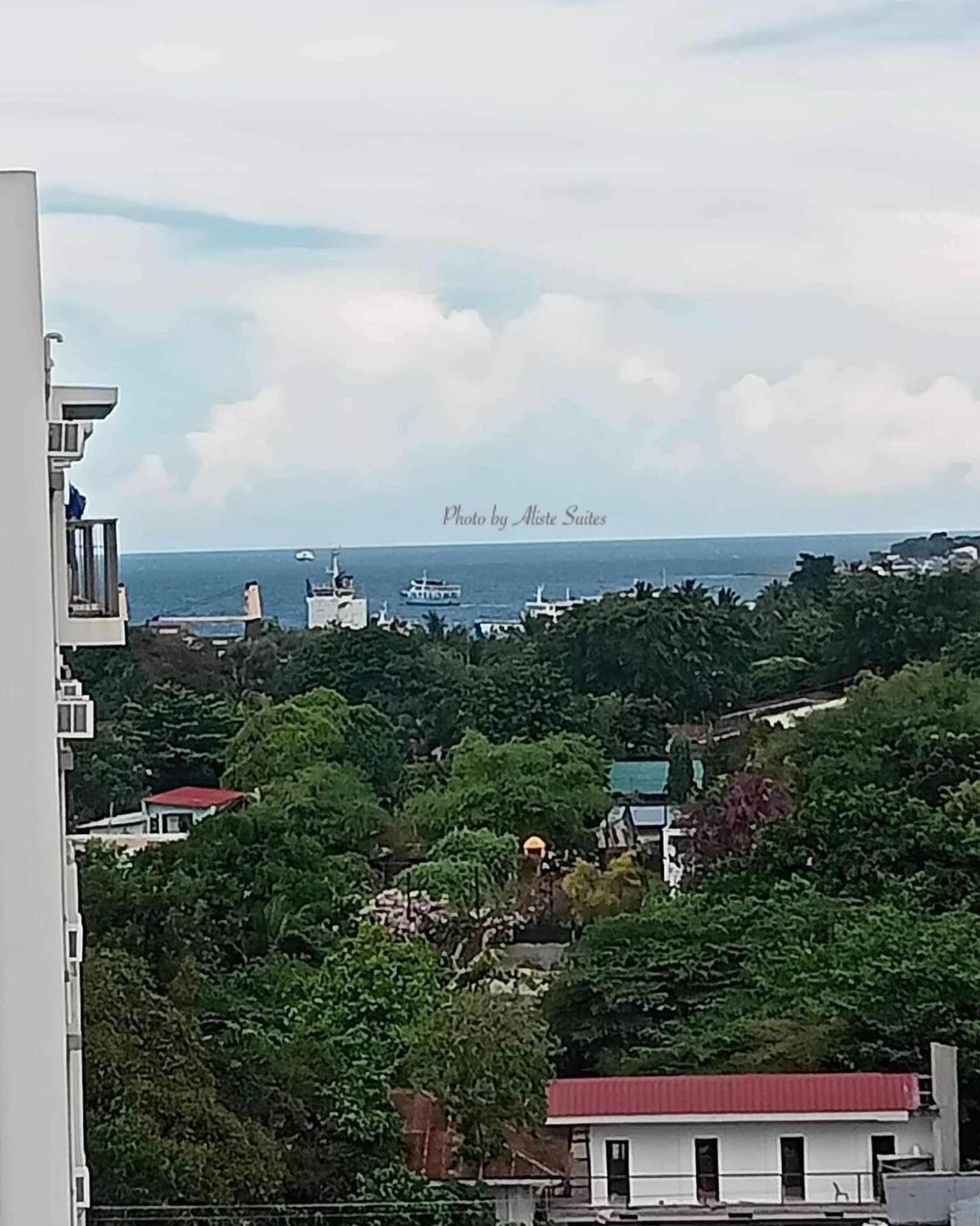 Aliste Suites Marina Spatial Dumaguete City Экстерьер фото