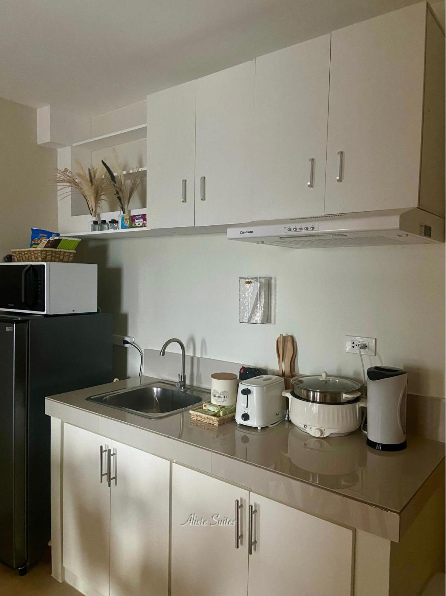 Aliste Suites Marina Spatial Dumaguete City Экстерьер фото
