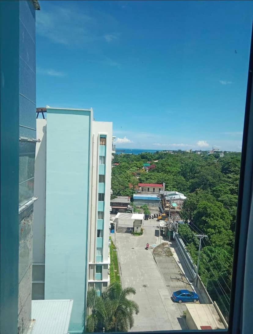 Aliste Suites Marina Spatial Dumaguete City Экстерьер фото